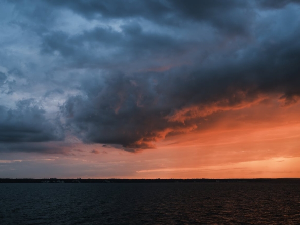 hurricane in charleston, buying a house with flood insurance, charleston sc